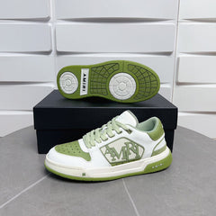 Classic Low Sneakers
